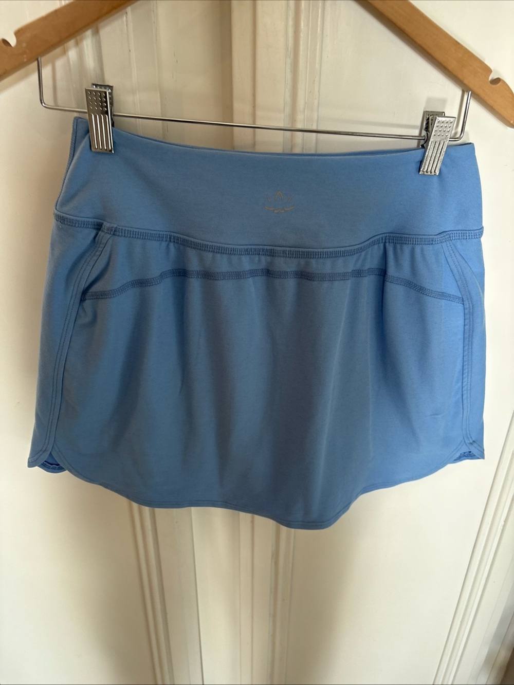 Beyond Yoga Spacedye Movement Blue High Waisted Mini Skirt Womens Size Small USA